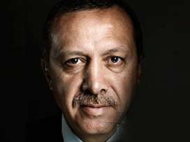 WSJ Başbakan Erdoğan'ı neden öptü?