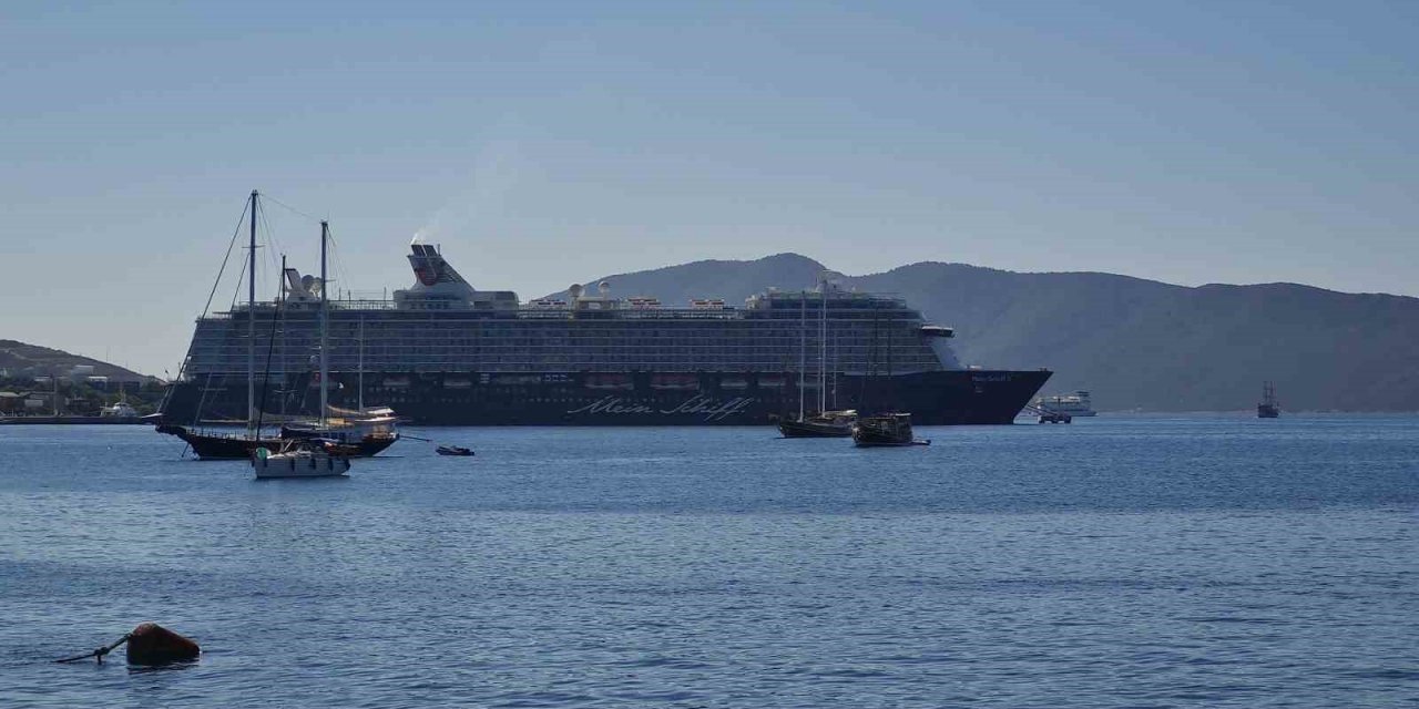 Dev gemi, yeniden Bodrum’da