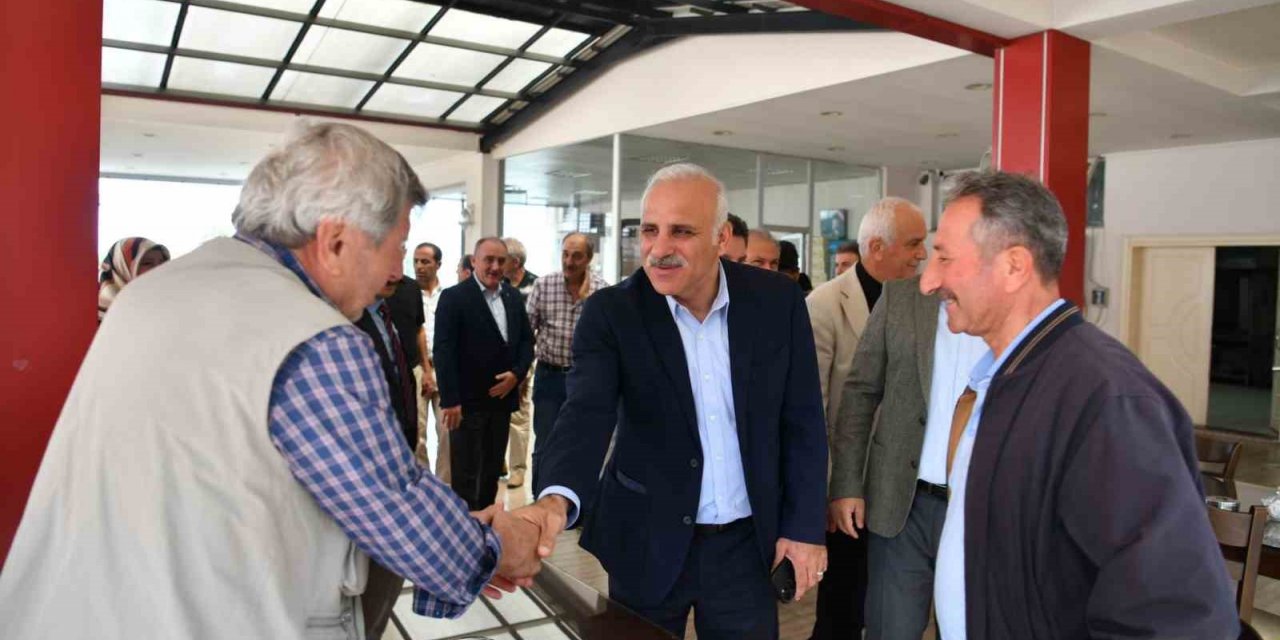 Başkan Zorluoğlu Yomra’da esnaf ve vatandaşlarla buluştu