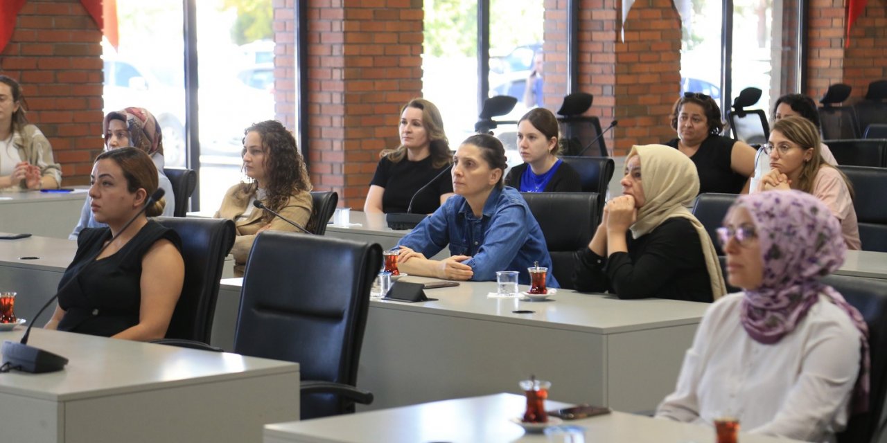 Pamukkale Belediyesi çalışanlarına ‘en iyi narkotik anne-baba eğitimi’ verildi