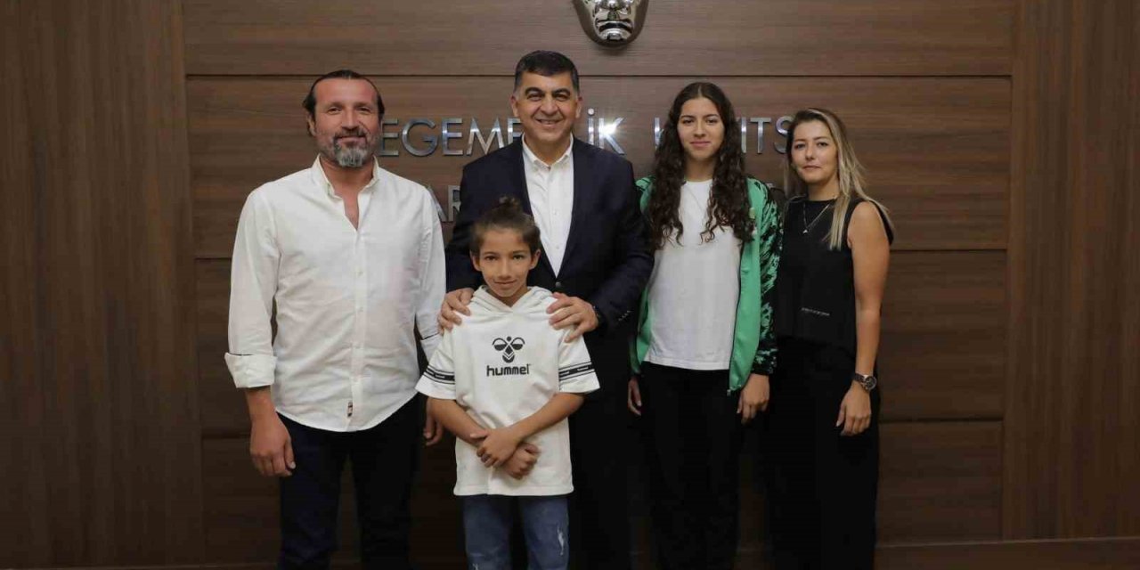 Fadıloğlu, Fenerbahçe’ye transfer olan Beril’i ağırladı