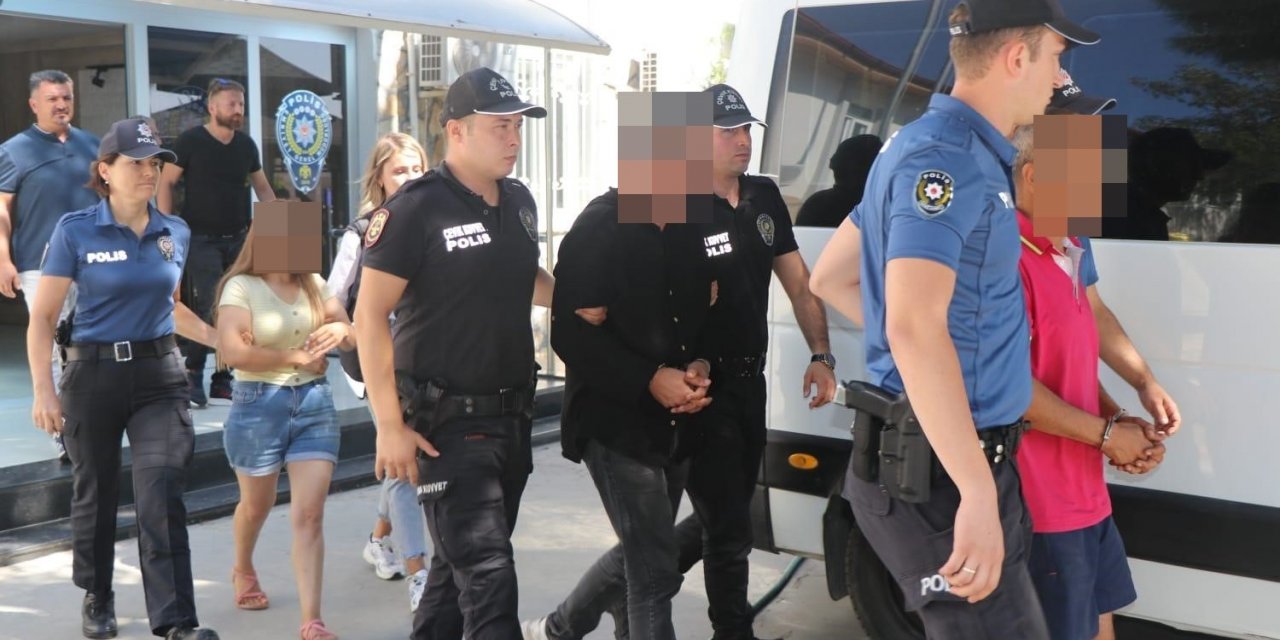 Didim’de göçmen kaçakçısı 3 organizatör tutuklandı