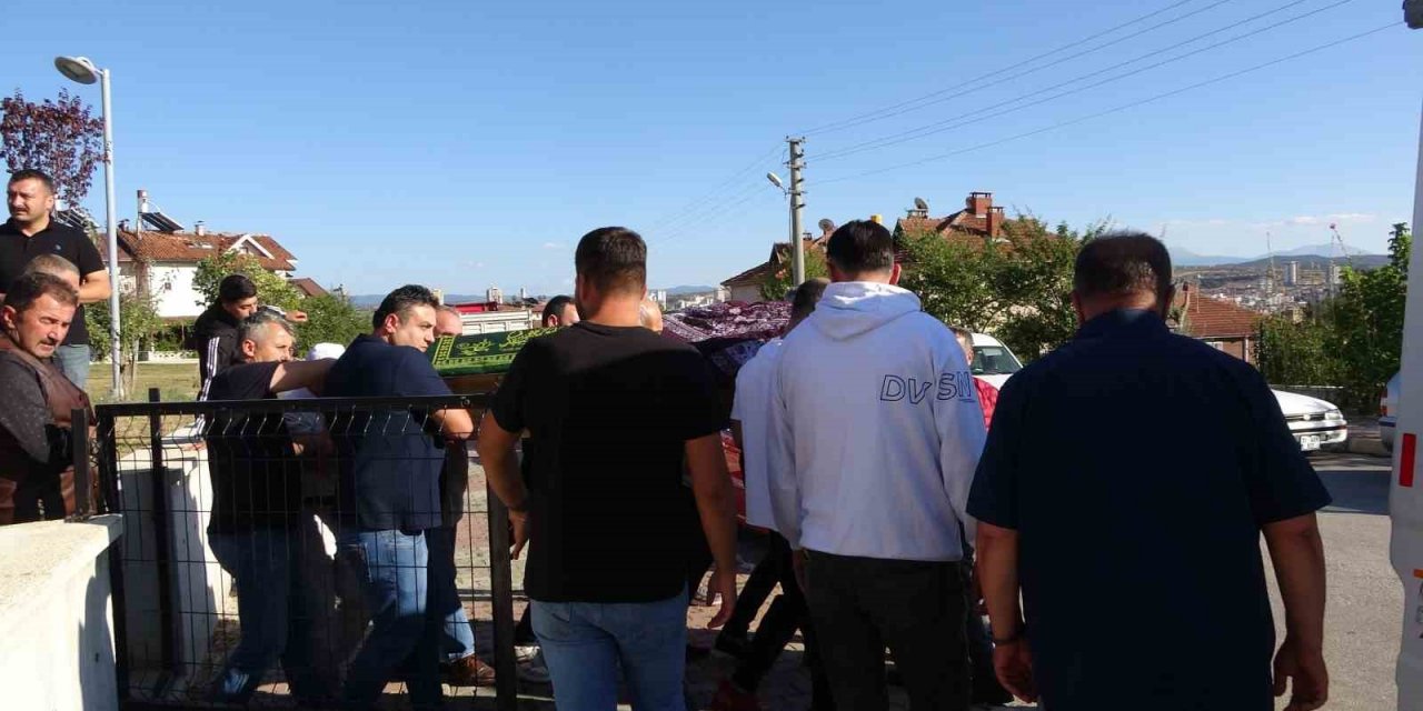 Kazada hayatını kaybeden judo sporcusu toprağa verildi