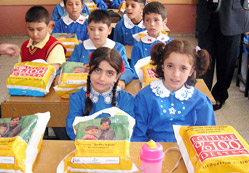 Eğitime destek sürüyor