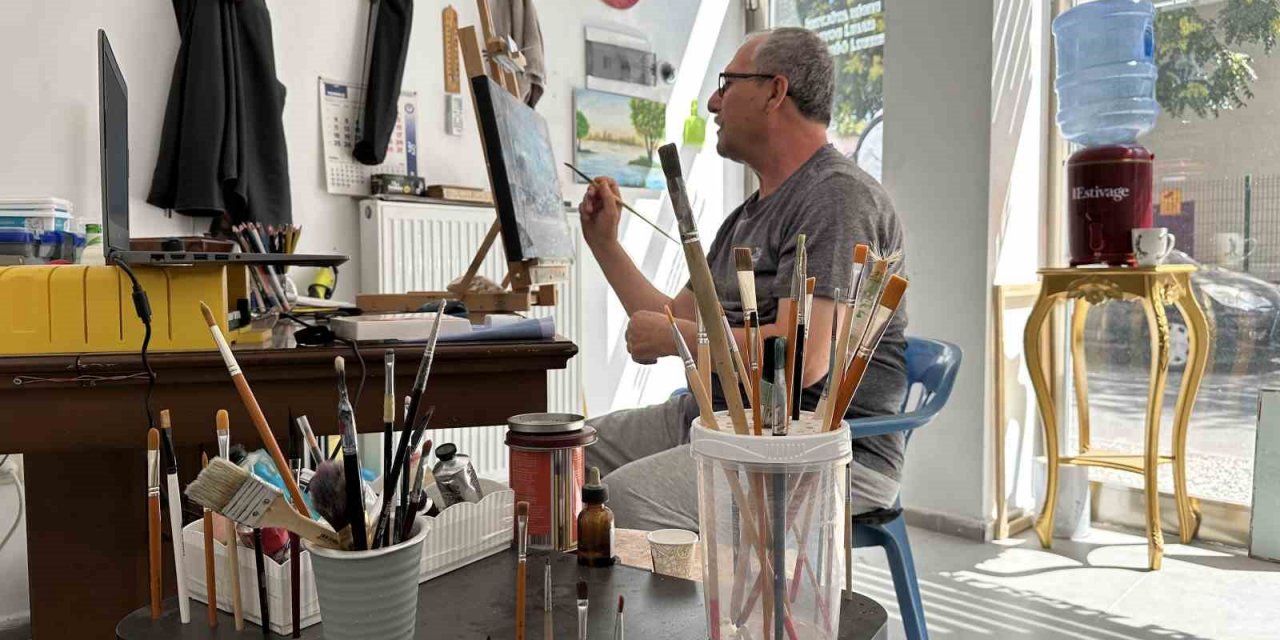 Felç geçiren emekli öğretmenin kendisini hayır yapmaya adadı