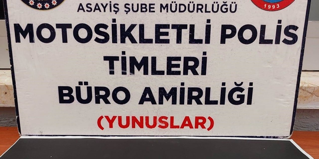 Kütahya’da Yunus Timlerince bir araçta uyuşturucu ele geçirildi