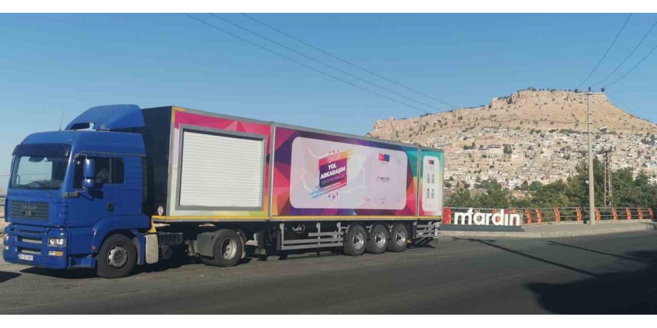 İŞKUR’un ’Yol Arkadaşım’ tırı Mardin’de