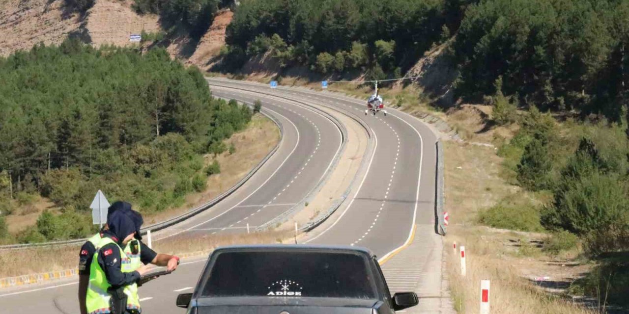 Sürücüler cayrokoptere takıldı