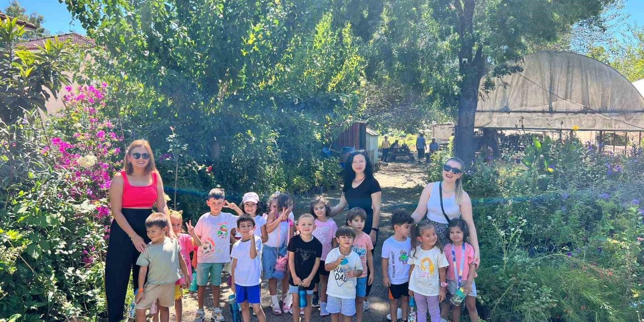 Köyceğizli minikler çiçek bakımını öğrendi