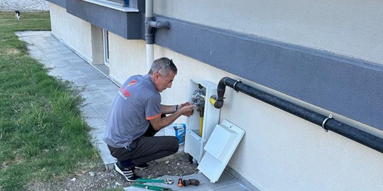 Ayvalık ilk doğal gazlı evine kavuştu