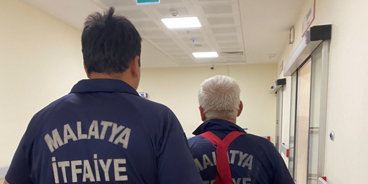 Su kuyusuna düşen köpek için seferber oldular