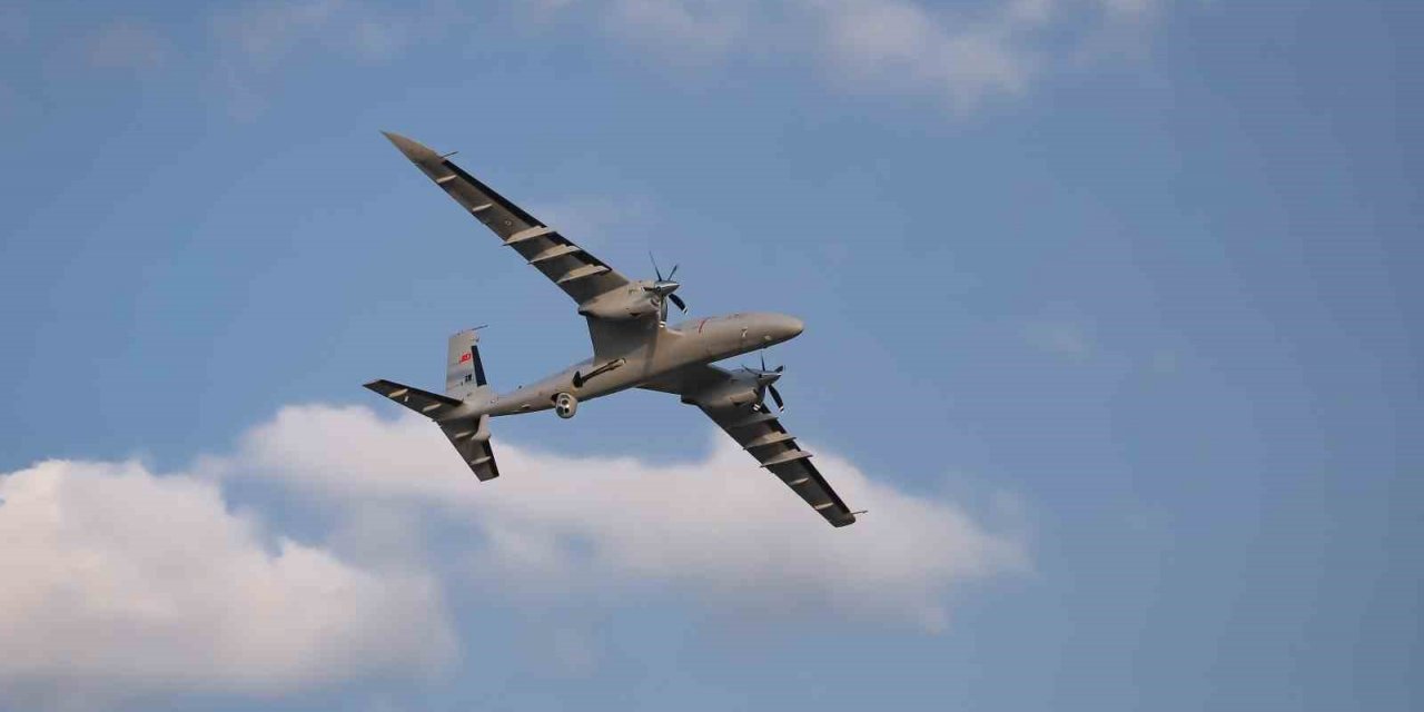 Bayraktar Akıncı 30 bin saattir göklerde