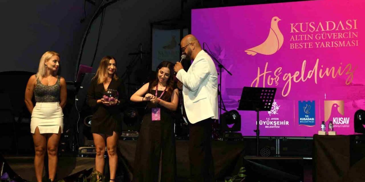 Altın Güvercin finalistleri heyecanını Emre Altuğ ile aştı