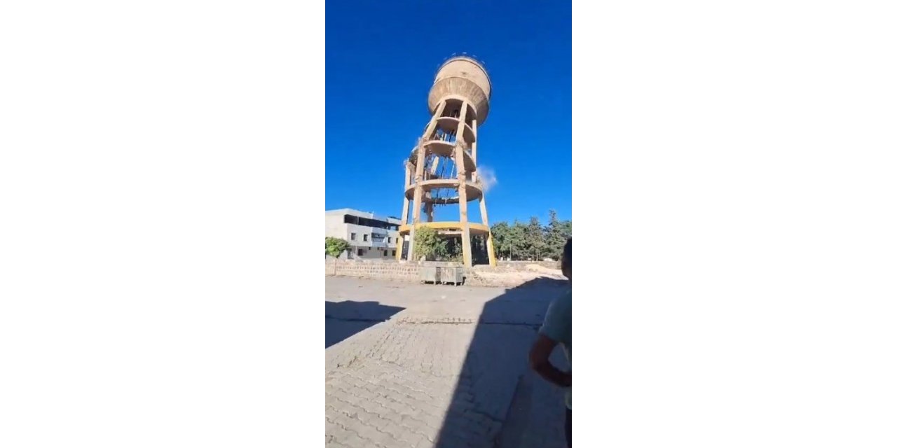Şanlıurfa’da 55 yıllık su kulesinin 15 saniyede yıkıldığı an kamerada
