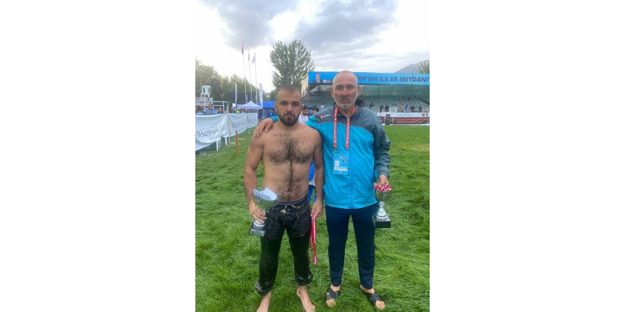 İzmitli pehlivanlar dereceleriyle gururlandırdı