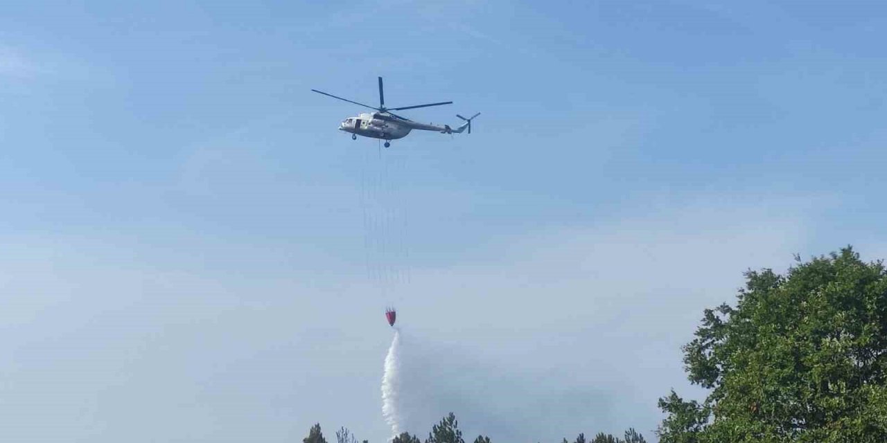 Tekirdağ’daki yangında hava desteği: Helikopter ile müdahale ediliyor