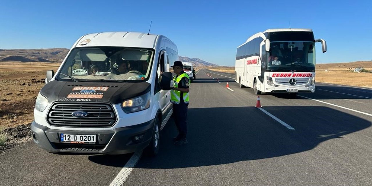 Karlıova’da okul servisleri denetlendi