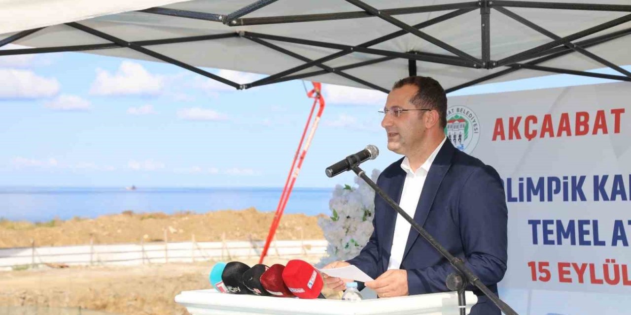 Akçaabat’ta yarı olimpik yüzme havuzunun temeli atıldı