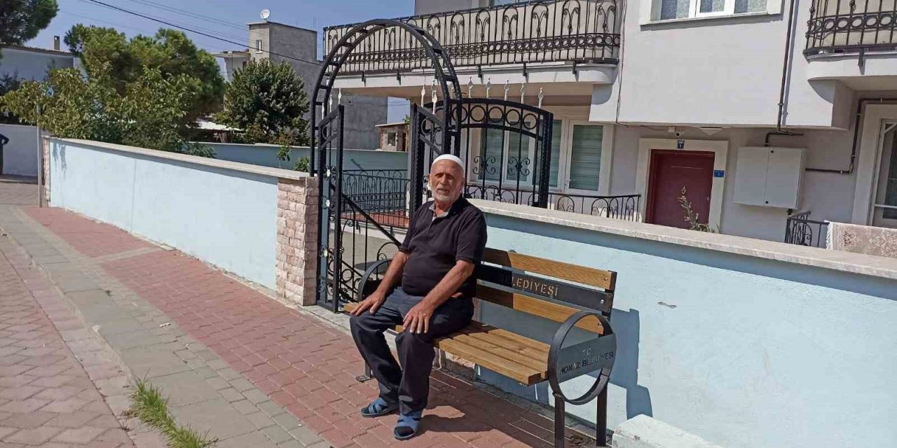 Honaz Belediyesi yeni bankları vatandaşın hizmetine sundu