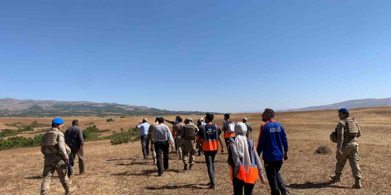 Bingöl’de kaybolan otizmli çocuk, 20 saat sonra bulundu