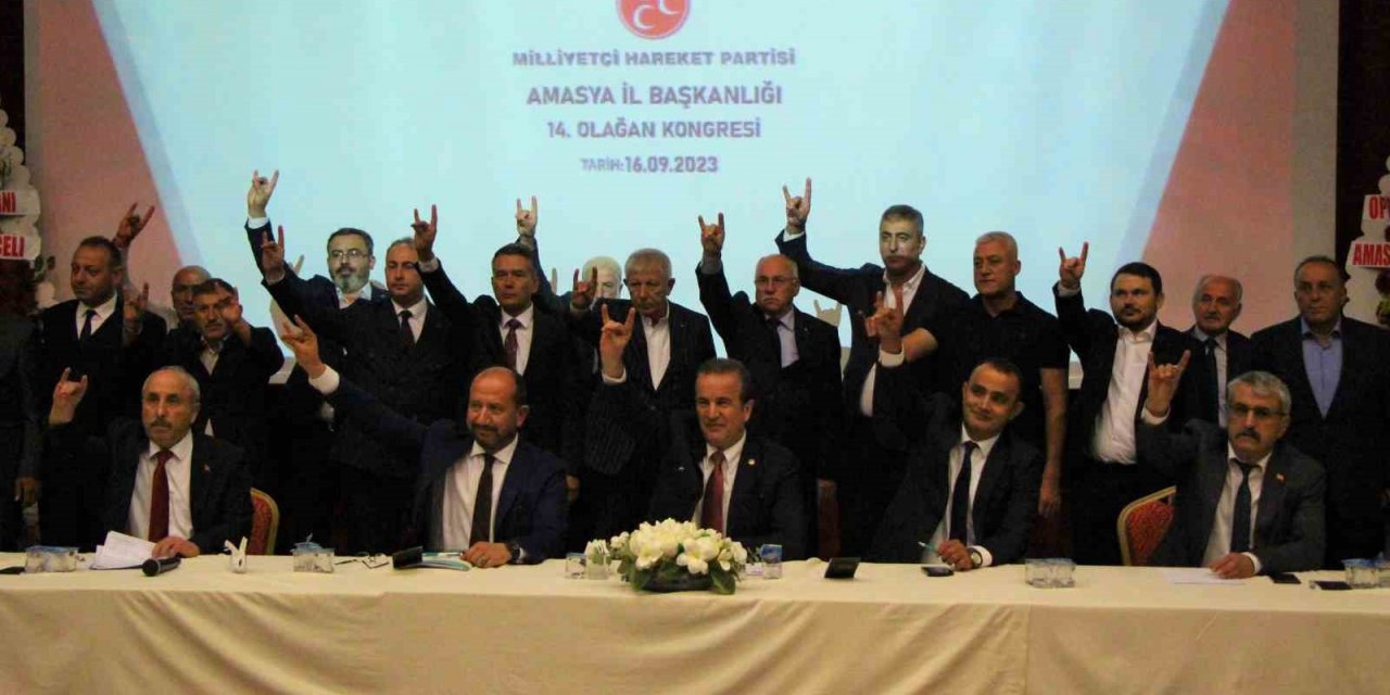 MHP’li Başkan: “Başka partilere giden arkadaşlarımızın yürekleri üç hilal gördüğünde hala çarpmakta”