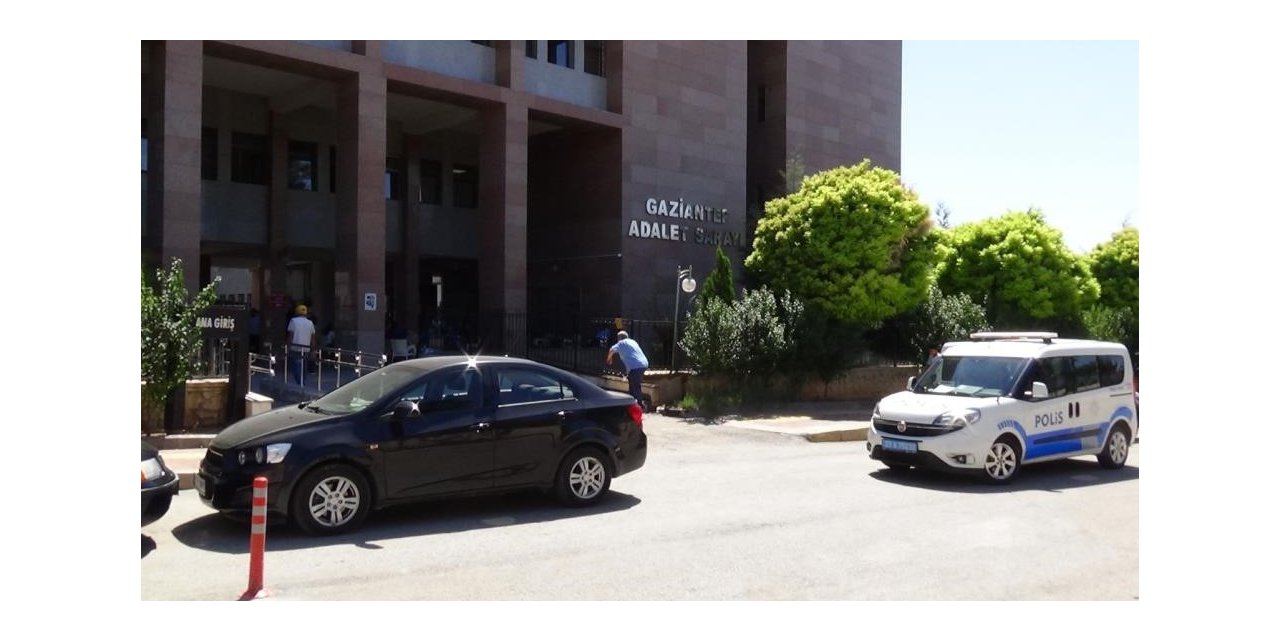 Gaziantep’teki FETÖ davasında 4 sanığa 1 yıl 13 ay hapis