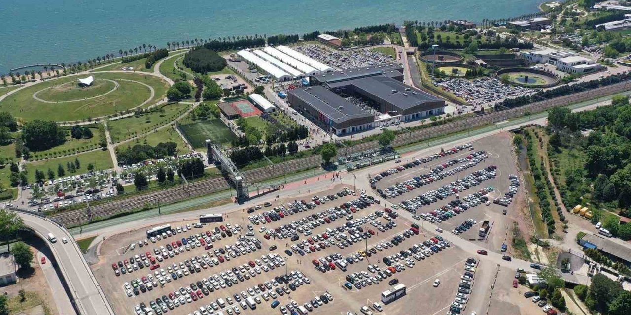 13. Kocaeli Kitap Fuarı heyecanı başladı