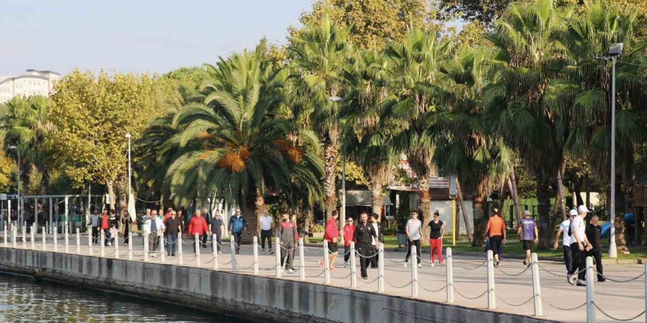 Körfezliler sağlıklı yaşam için yürüdü