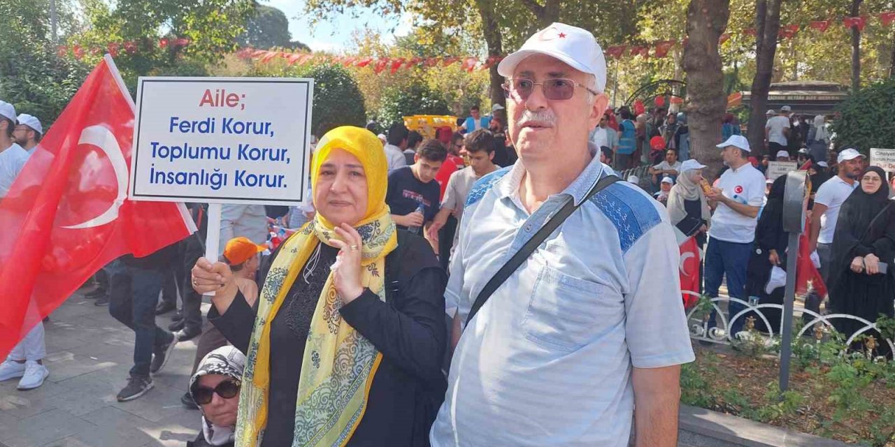 Büyük Aile Platformu, LGBT propagandasına karşı Saraçhane’de buluştu