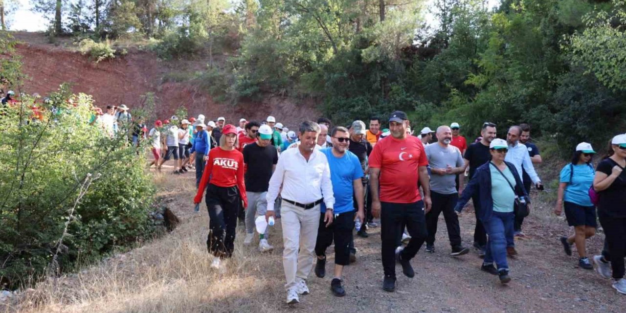Toroslar’da Avrupa Hareketlilik Haftası doğa yürüyüşüyle başladı