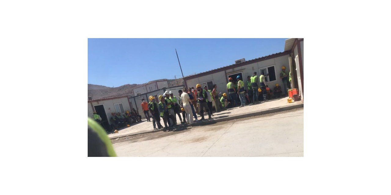 Akkuyu NGS işçileri yemek yerken fenalaşıp sedyeyle taşındılar