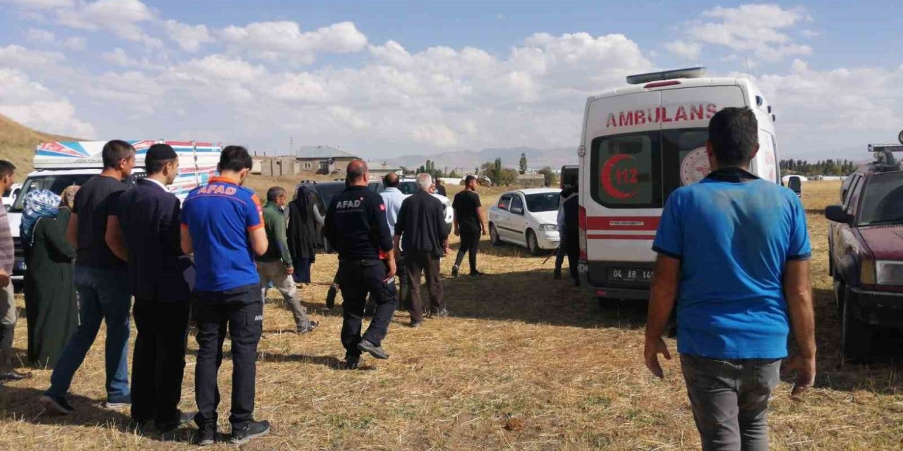 Ağrı’da dereye giren genç boğuldu