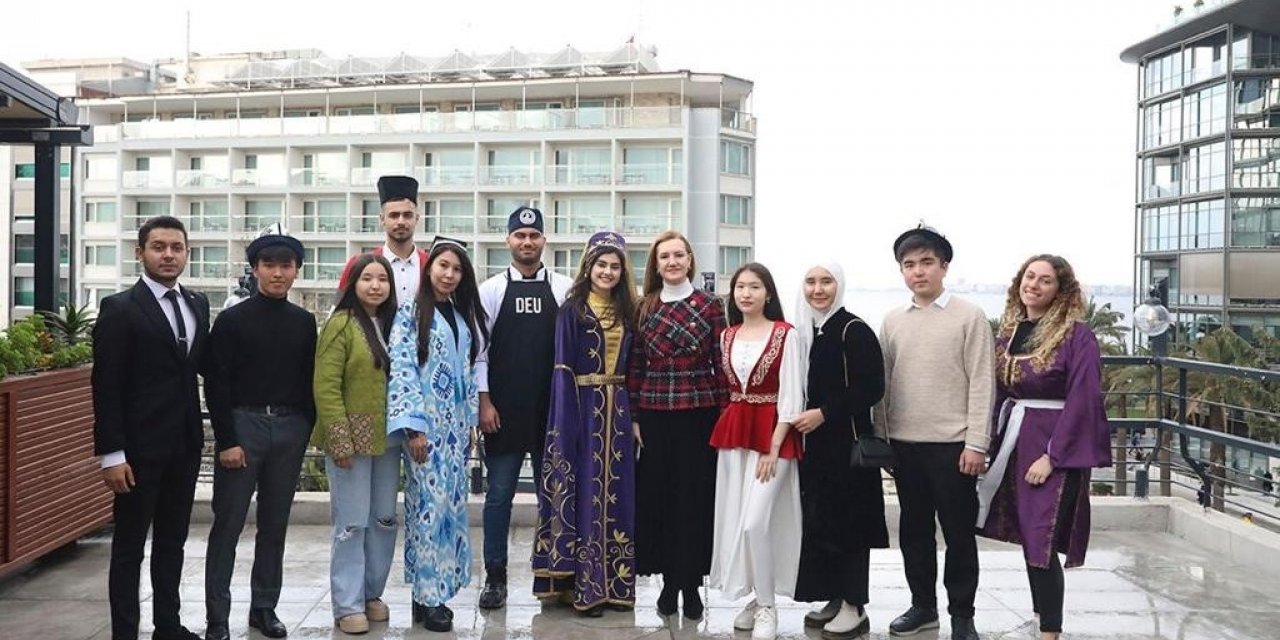 DEÜ, Birleşmiş Milletler gibi