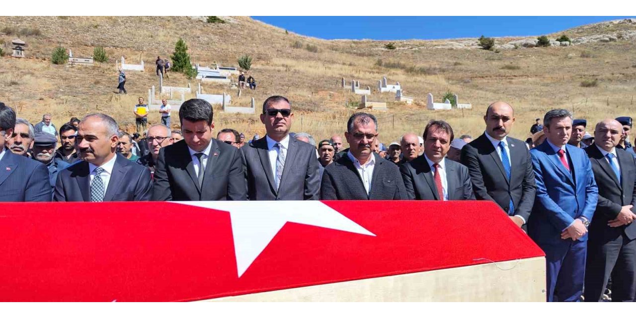 Kazada hayatını kaybeden hakim son yolculuğuna uğurlandı