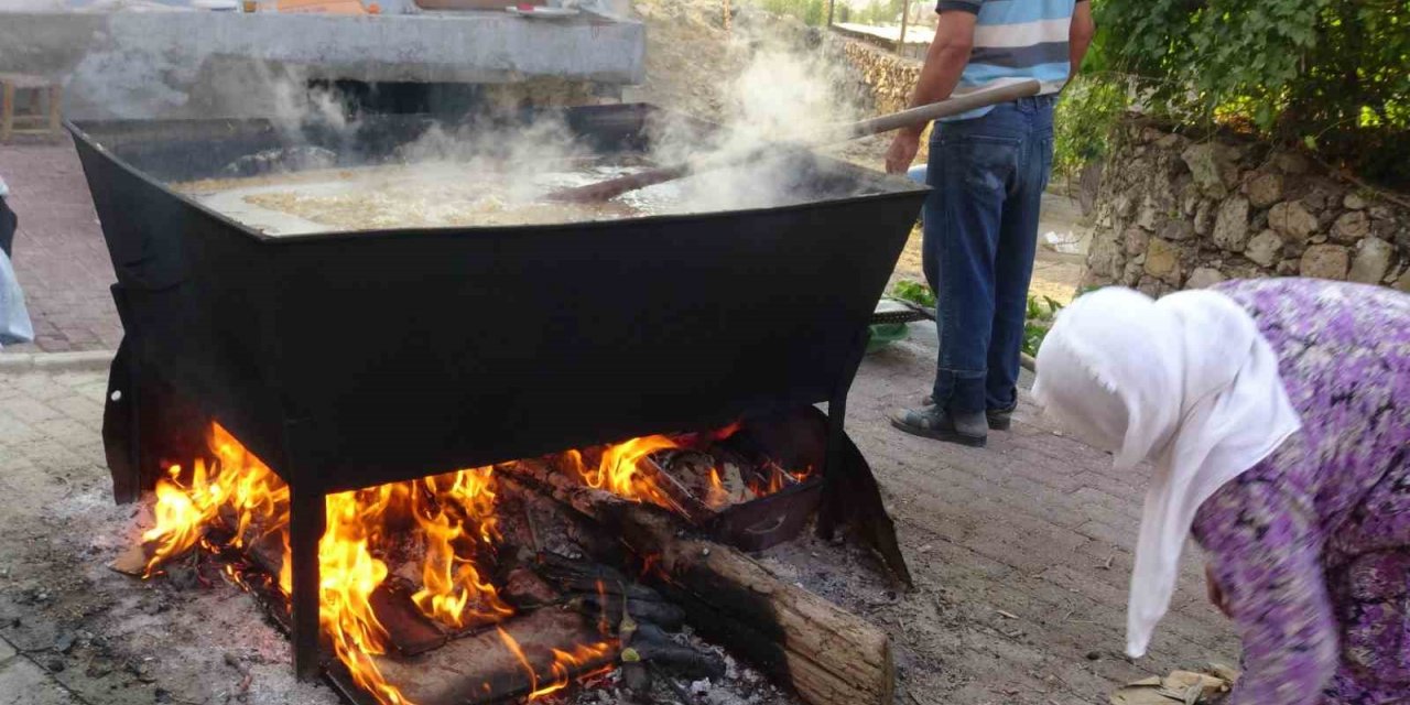 Gercüş’te bulgur kaynatma geleneği yüzyıllardır sürdürülüyor