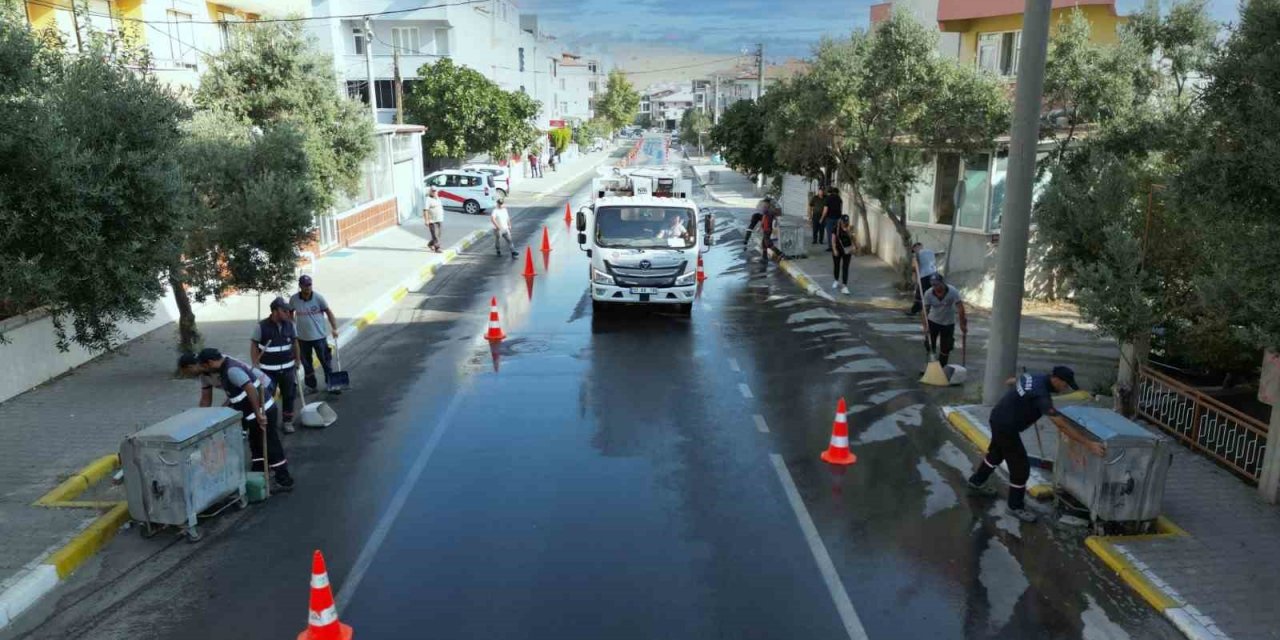 Karesi Belediyesi’nden dünya temizlik günü etkinliği