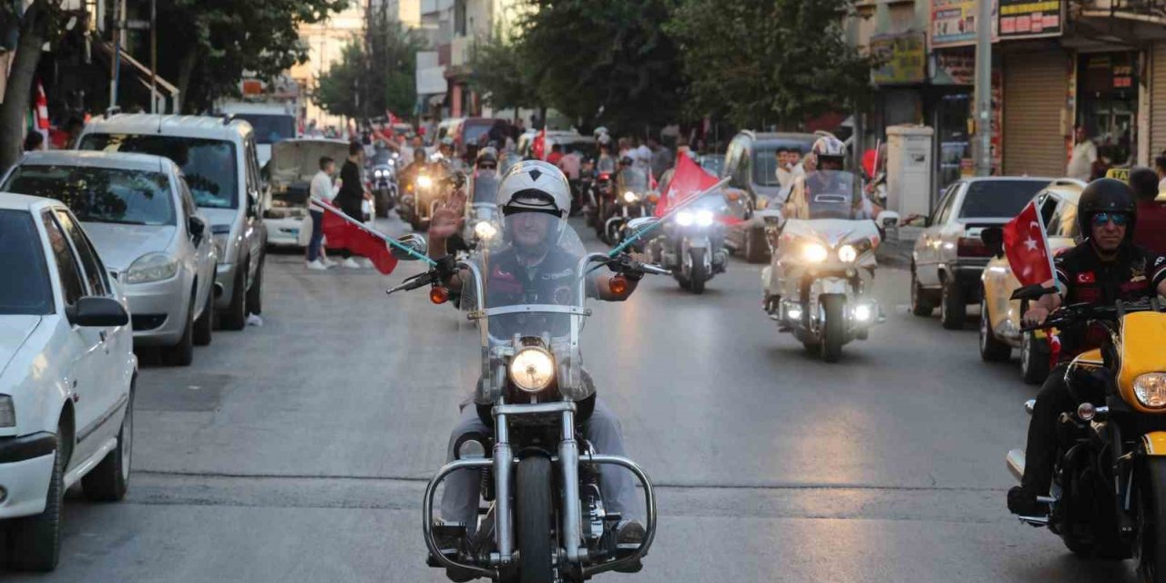 Tahmazoğlu ve Türk Chopper gaziler için turladı