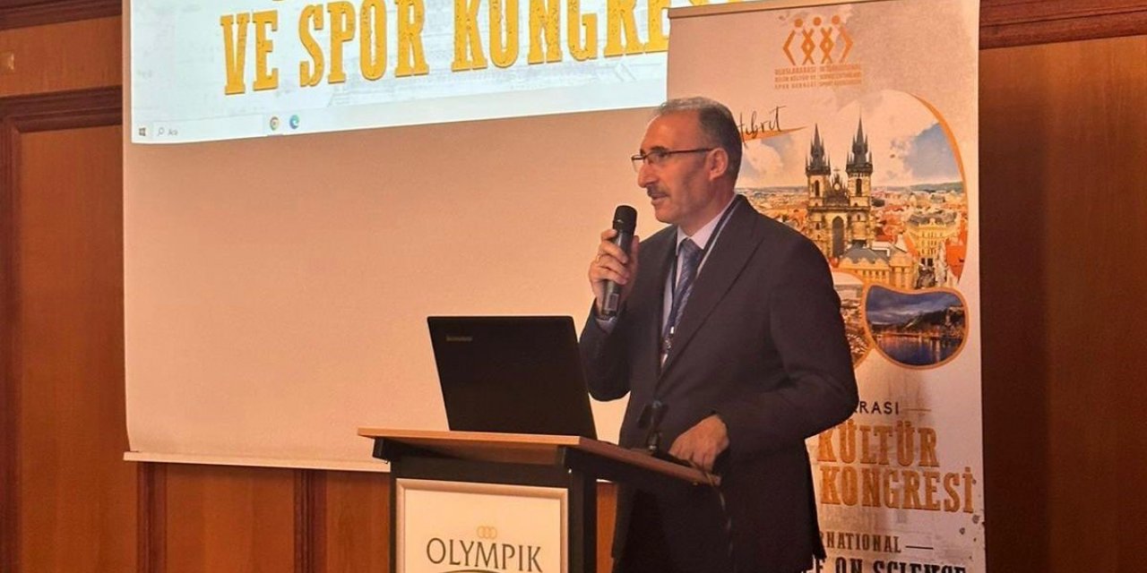 FÜ Rektörü Prof. Dr. Göktaş’a ‘Bilime Katkı’ ödülü