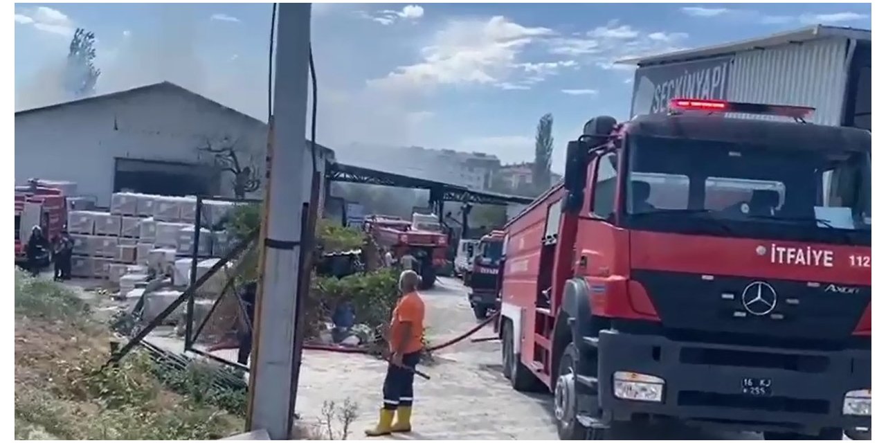 İnşaat malzeme deposunda yangın
