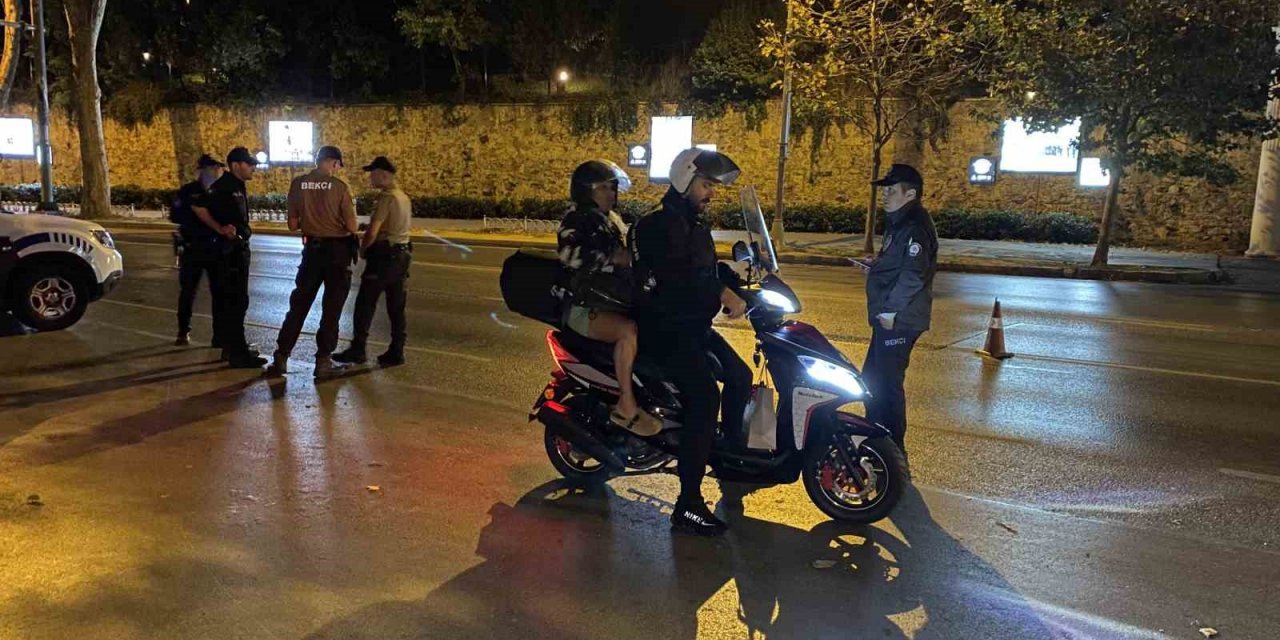 İstanbul’da motosiklet sürücülerine denetim gerçekleştirildi
