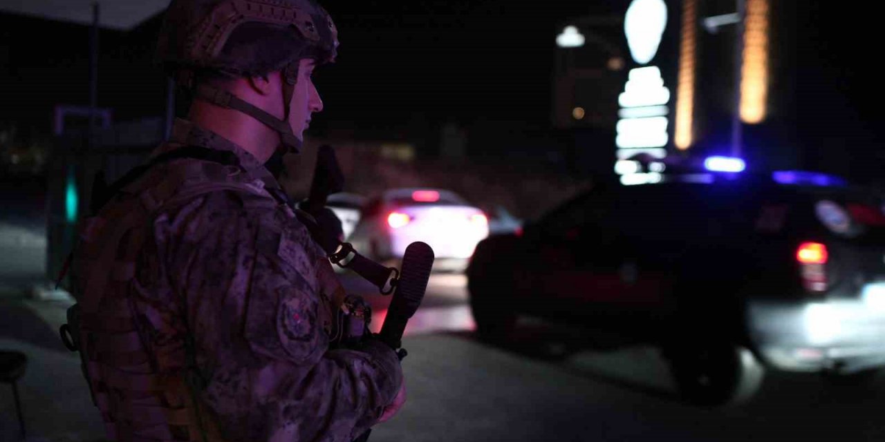 Bursa’da helikopter destekli uyuşturucu operasyonu