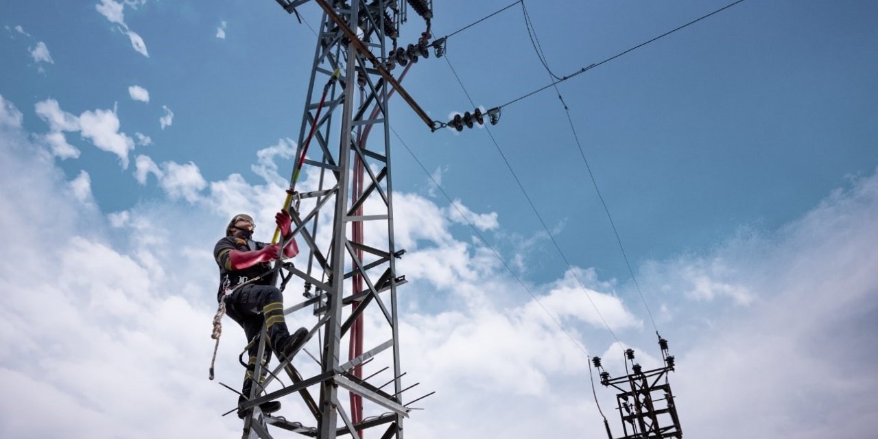 Toroslar EDAŞ elektrik dağıtım yatırımlarında zirvedeki yerini korudu