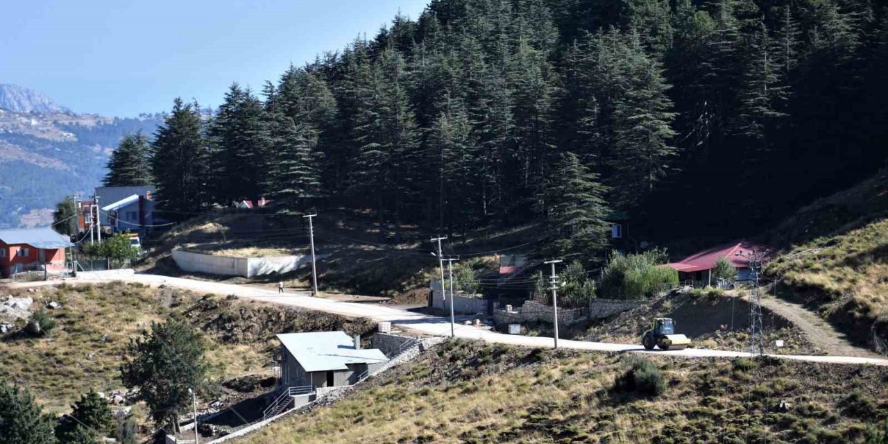 Kökez yaylası sakinlerinin yol sorunu çözüldü
