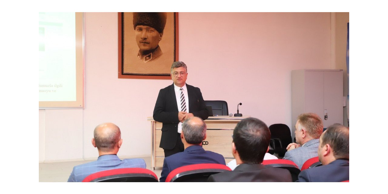 Rektör Kızıltoprak: "DPÜ personeli olmanın ayrıcalığını herkes bilmeli"