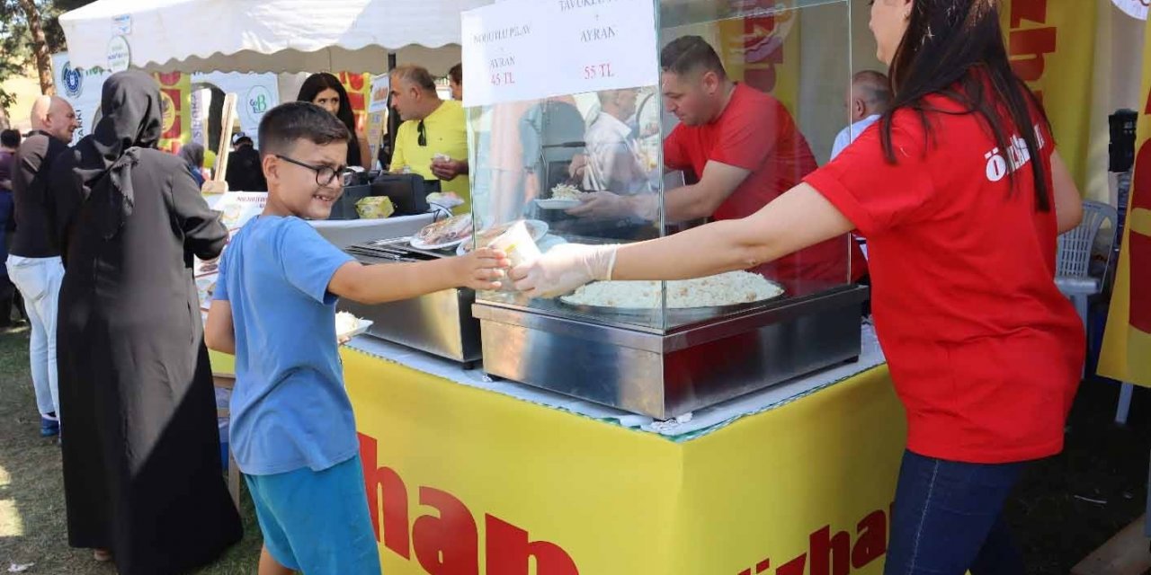 “Özhan Lezzetleri" 2. Gastronomi Festivali’nde Bursalılarla buluştu