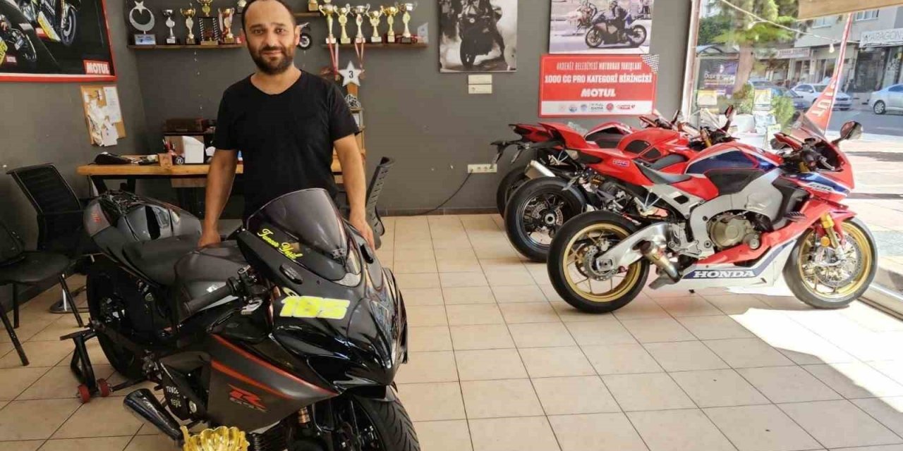 Mersinli sporcu çifte kupayla döndü