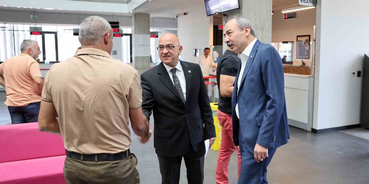 Murat Cahit Cıngı : ”Şehrimizin geleceği e-ticaret ve ihracatta”