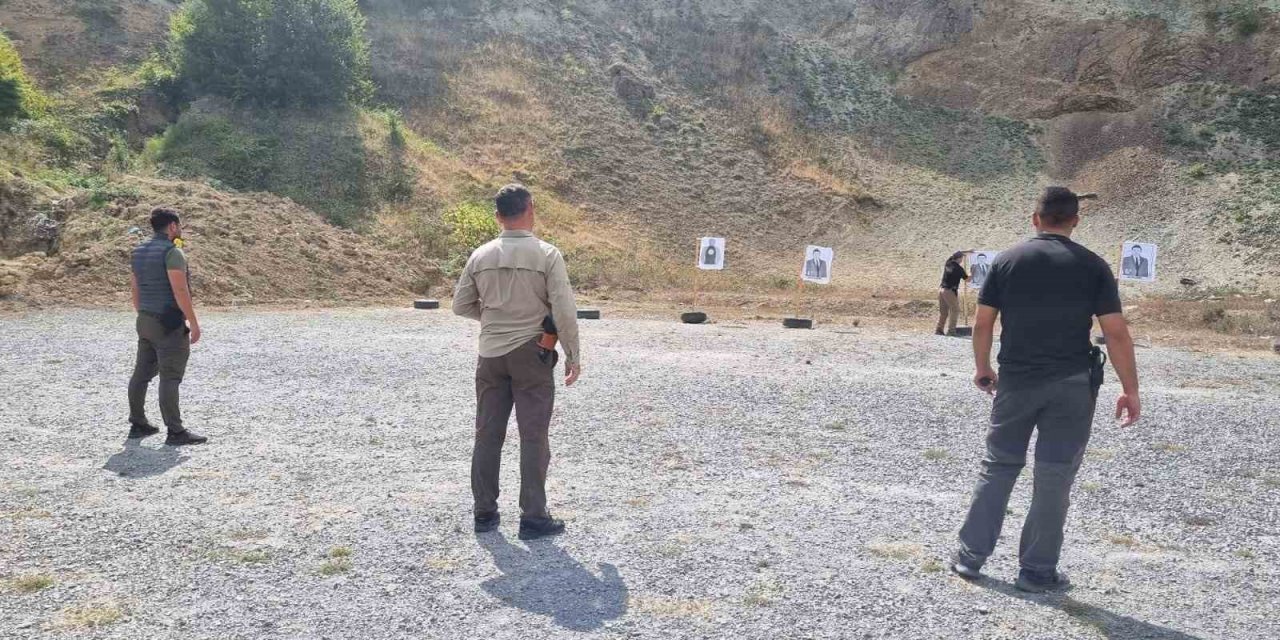 Av koruma personelleri silah eğitimi aldı