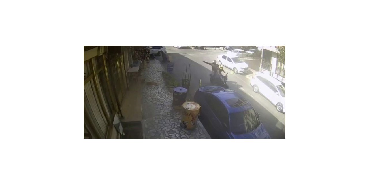 Şişli’de silahlı saldırı kamerada: Dükkanın önünde oturan adama ateş açtılar