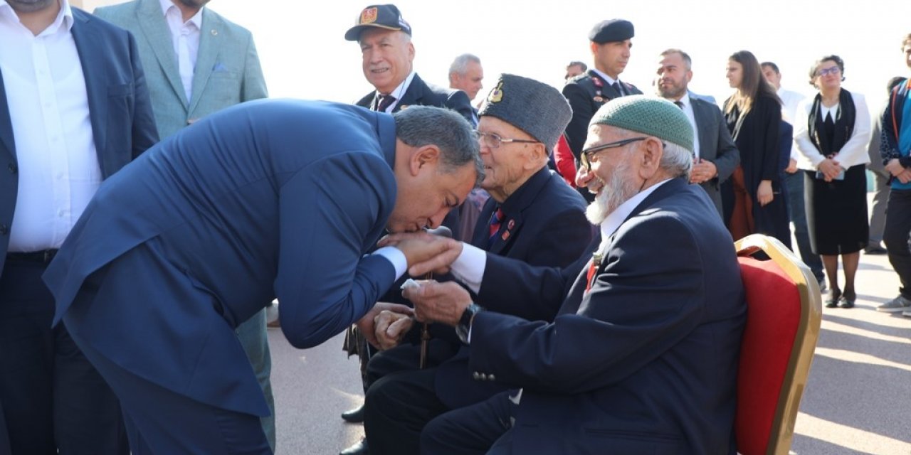 Dilovası’nda Gaziler Günü kutlandı